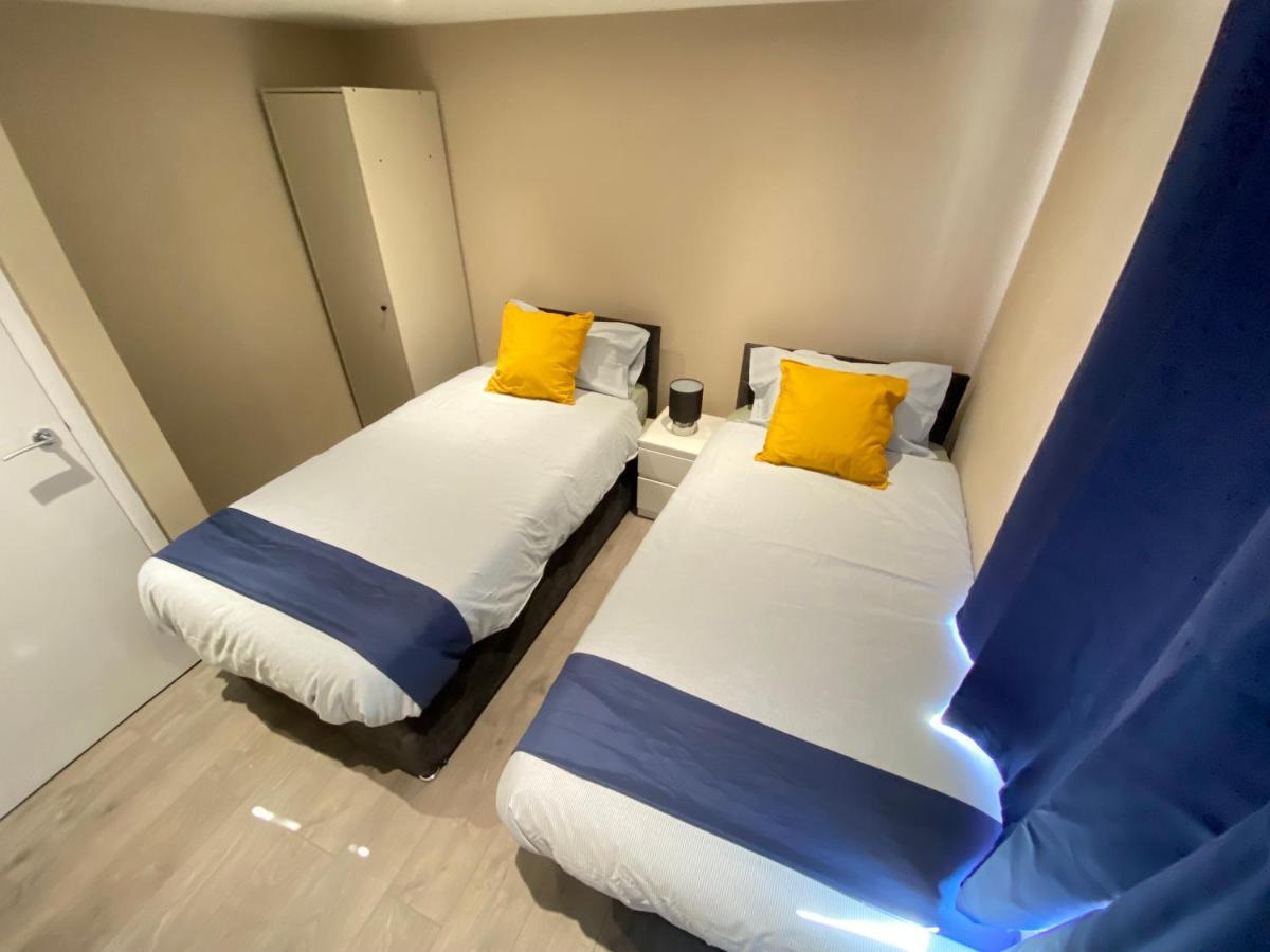 Stunning 1 Bedroom Flat In Wood Green ロンドン エクステリア 写真